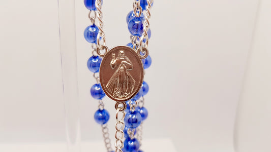 Divine Mercy image on the reverse of medal