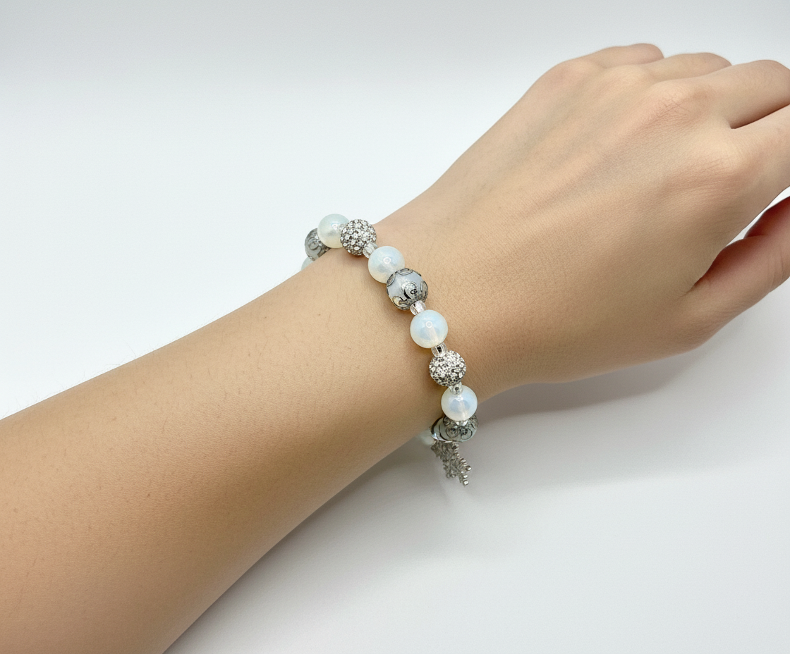 'Snowflake Symphony' Bracelet