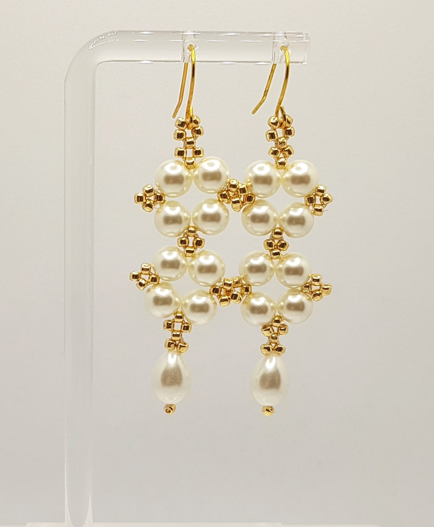 Pearl Drop Earrings in Ivory and Gold