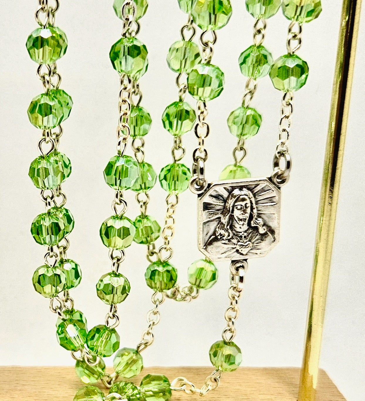 'Sacred Heart of Jesus' Light Green Rosary