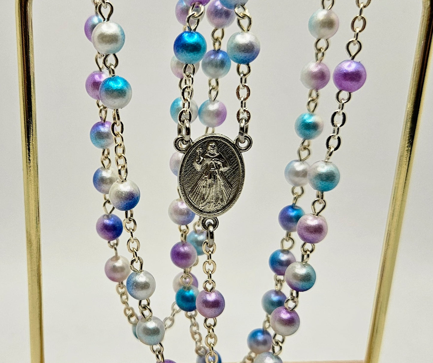 'Our Lady Queen of Peace & Divine Mercy' Gradient Rosary