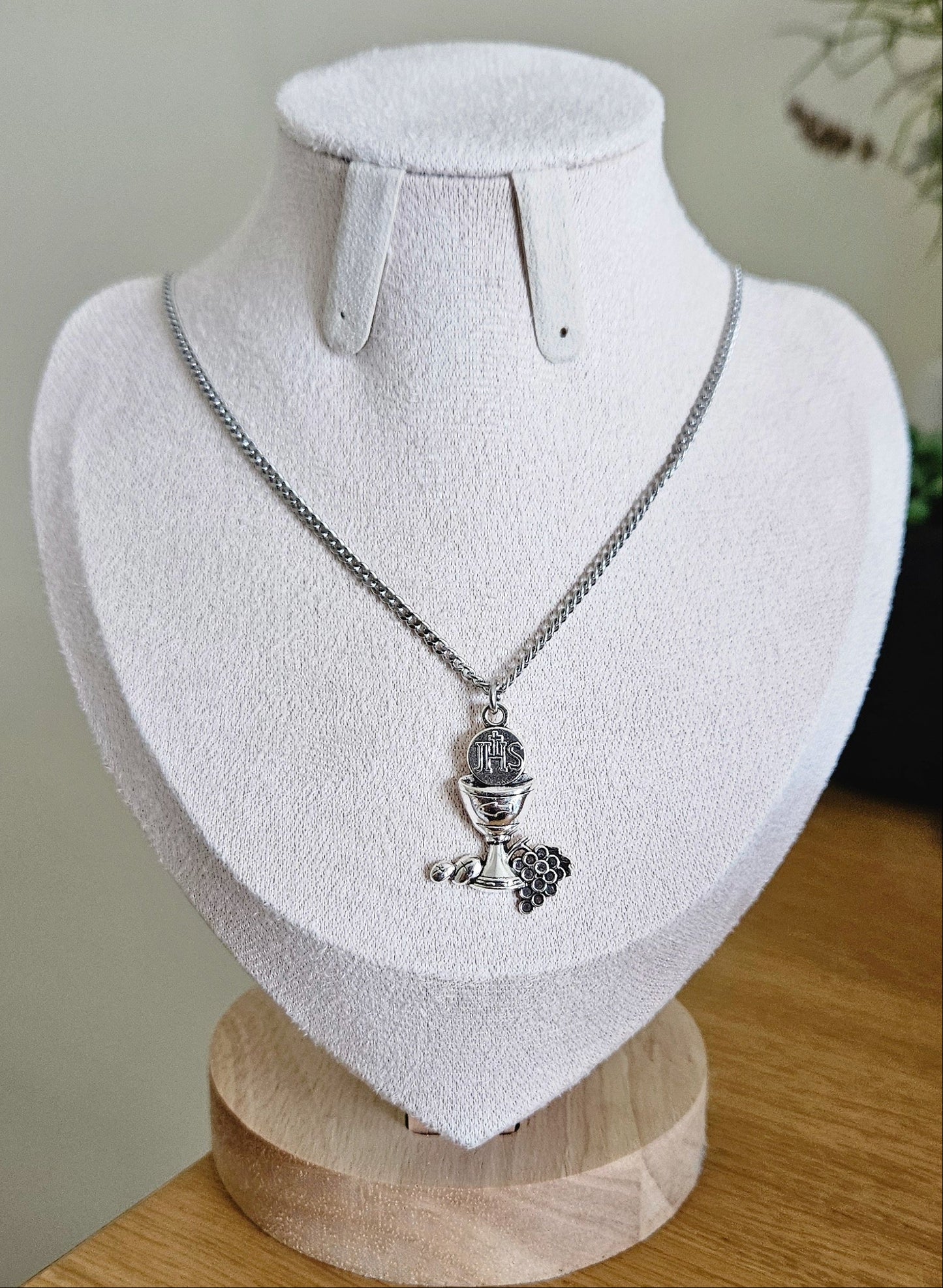 First Holy Communion & Eucharist Silver Plated Pendant Necklace